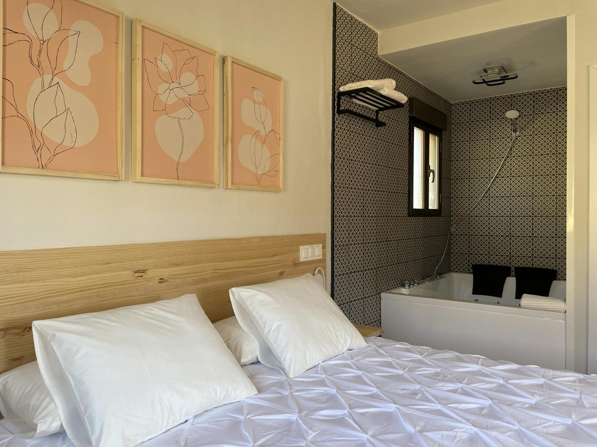 Apartamentos Los Pocillos Gargantilla del Lozoya Exterior photo
